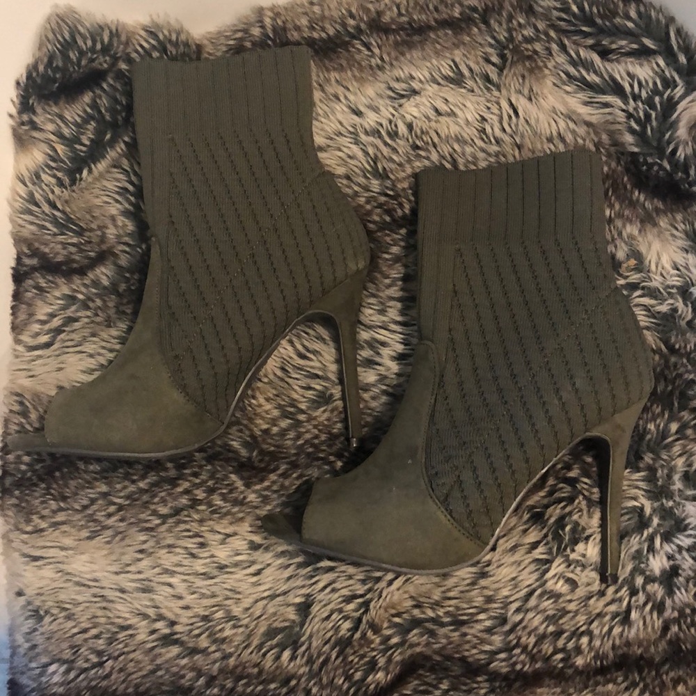 Olive Green shoe pair